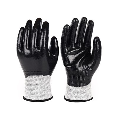 Guants resistents a tall recoberts de nitril hppe